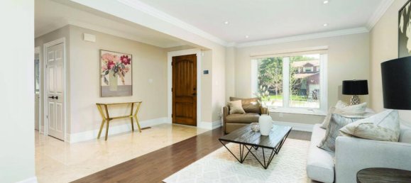 5 bedrooms House in Mississauga, Canada No. 449 11