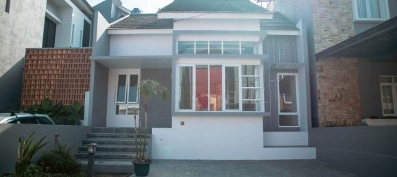 2 bedrooms House in Lembang, Indonesia No. 1250 4