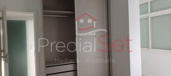 Квартира с 1 спальней в Лиссабон, Португалия № 155267 26