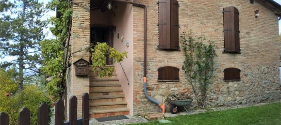 11 rooms House in Umbertide, Italy No. 22578 2
