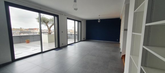 4 bedrooms Apartment in Tours, France No. 44025 2