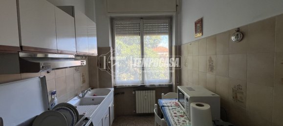2 rooms Apartment in Merate, Italy No. 293685 3