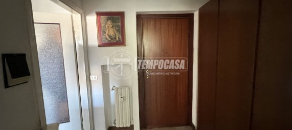 2 rooms Apartment in Merate, Italy No. 293685 6