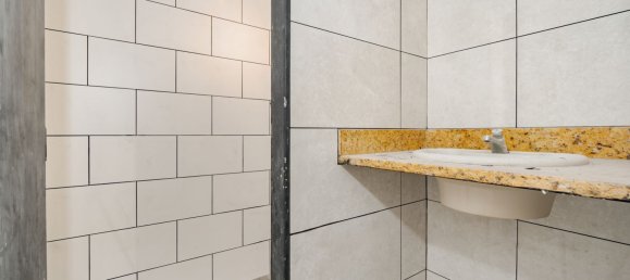 عقار تجاري في Funchal, Portugal 247متر مربع رقم 79018 17