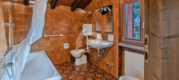 Villa de 5 divisões em Laveno-Mombello, Italy N.º 32677 19