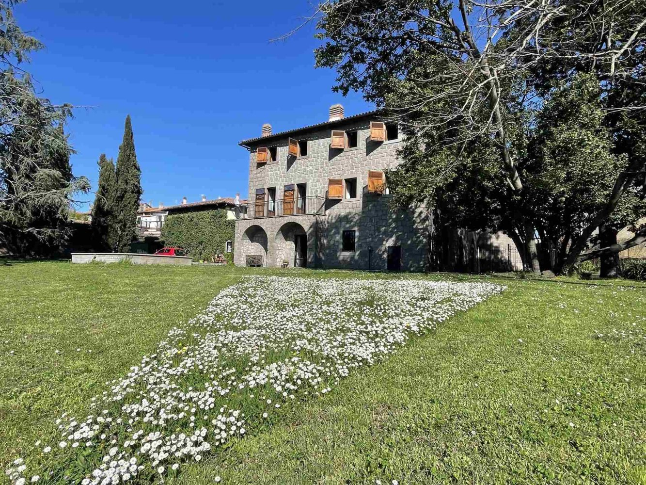 9 Schlafzimmer Gebäude in Montefiascone, Italy, Nr. 102941