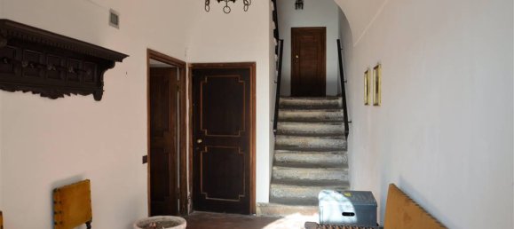 9 Schlafzimmer Gebäude in Montefiascone, Italy, Nr. 102941 8