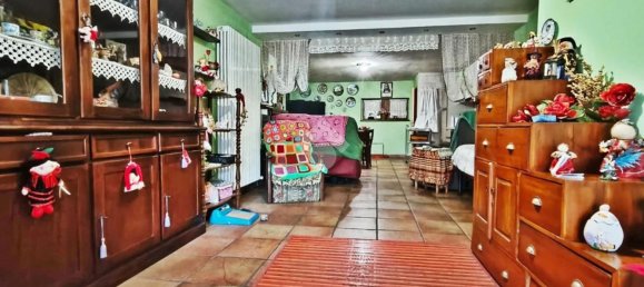 8 rooms House in Gualdo Tadino, Italy No. 79744 23