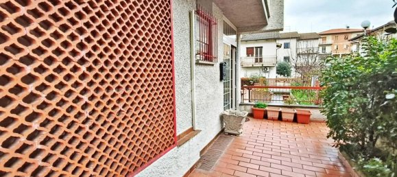 8 rooms House in Gualdo Tadino, Italy No. 79744 5
