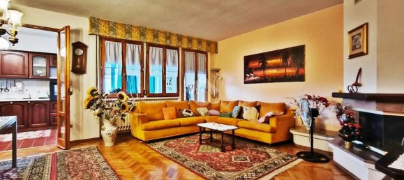 8 rooms House in Gualdo Tadino, Italy No. 79744 8