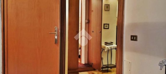 8 rooms House in Gualdo Tadino, Italy No. 79744 6