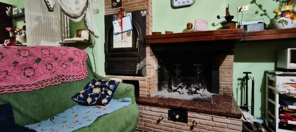 8 rooms House in Gualdo Tadino, Italy No. 79744 25