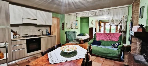 8 rooms House in Gualdo Tadino, Italy No. 79744 28