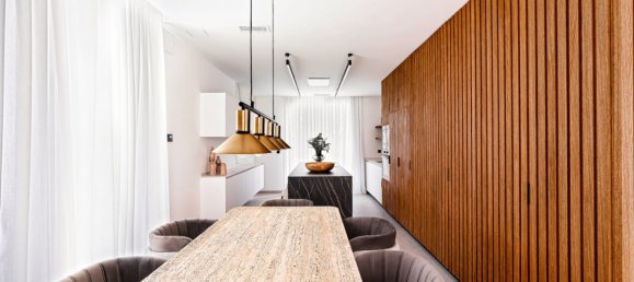 4 bedrooms House in La Nucia, Spain No. 286179 6