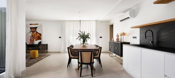 4 bedrooms House in La Nucia, Spain No. 286179 11