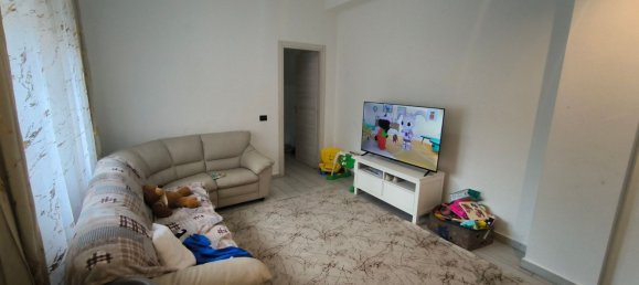 3 rooms Apartment in Crema, Italy No. 208985 5