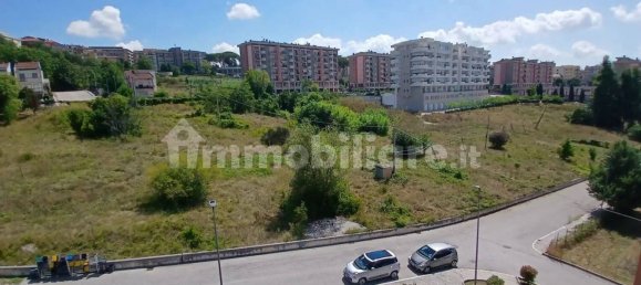 3 Schlafzimmer Wohnung in Campobasso, Italy, Nr. 341594 4