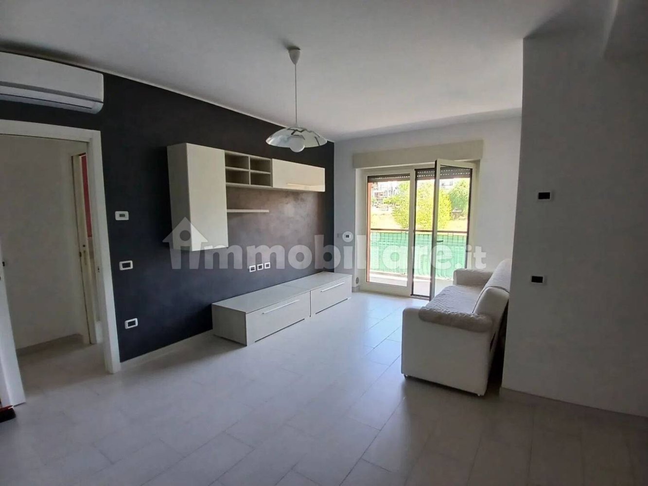 3 Schlafzimmer Wohnung in Campobasso, Italy, Nr. 341594
