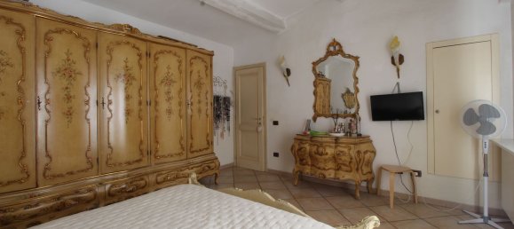 4 bedrooms House in Fucecchio, Italy No. 319691 32