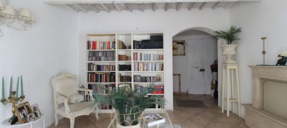 4 bedrooms House in Fucecchio, Italy No. 319691 6