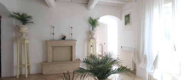 4 bedrooms House in Fucecchio, Italy No. 319691 5