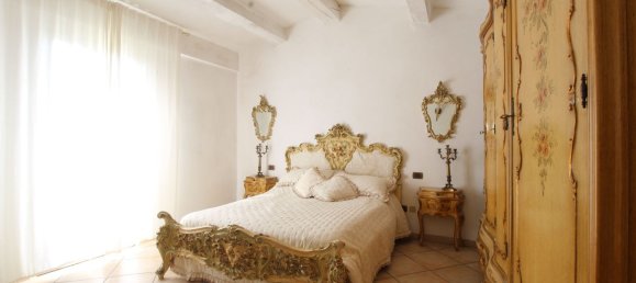 4 bedrooms House in Fucecchio, Italy No. 319691 30