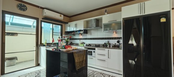 Moradia T3 em Pattaya, Thailand N.º 69942 8