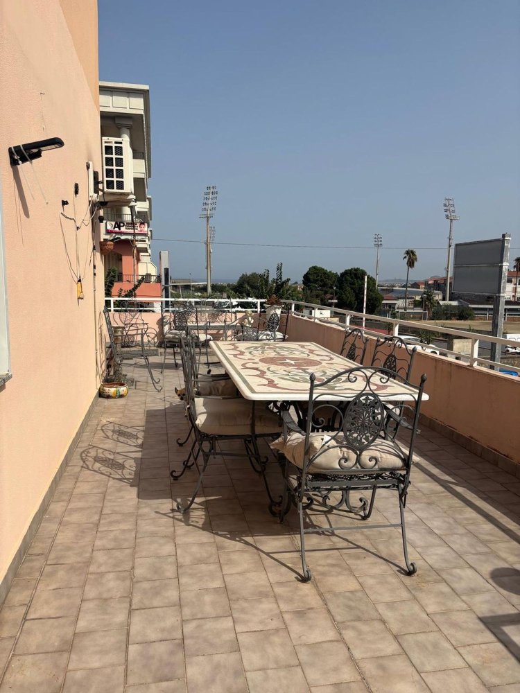 Квартира с 4 спальнями в Барчеллона Поццо ди Готто, Италия № 402319