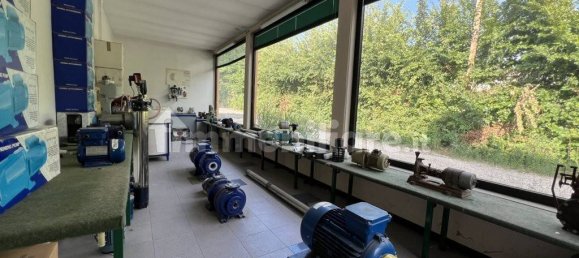 Almacén de 2 habitaciónes en Arzignano, Italy No. 364478 8