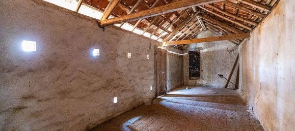 2 bedrooms House in Batalha, Portugal No. 30004 7