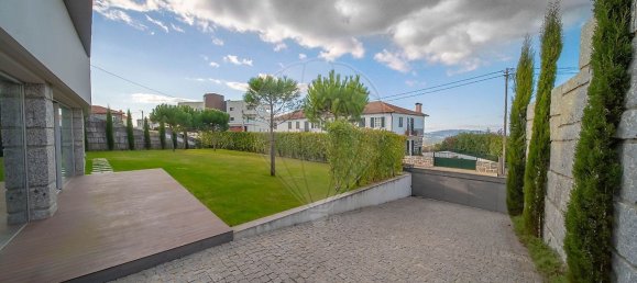 3 bedrooms House in Felgueiras, Portugal No. 18372 25