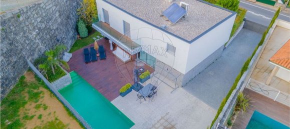 3 bedrooms House in Felgueiras, Portugal No. 18372 2