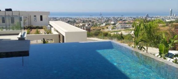 7 bedrooms Villa in Germasogeia, Cyprus No. 15634 4