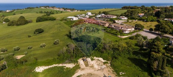 Квартира с 6 комнатами в Сироло, Италия № 5635 20