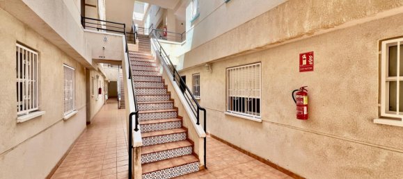 2 Schlafzimmer Wohnung in Torrevieja, Spain, Nr. 146802 4