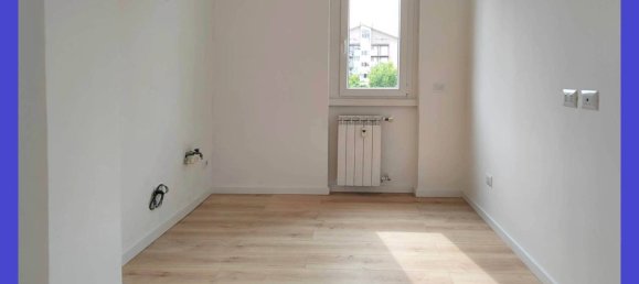 1 bedroom Apartment in Milan, Italy No. 374345 8