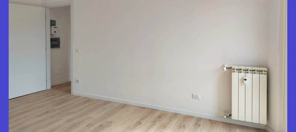 1 bedroom Apartment in Milan, Italy No. 374345 5