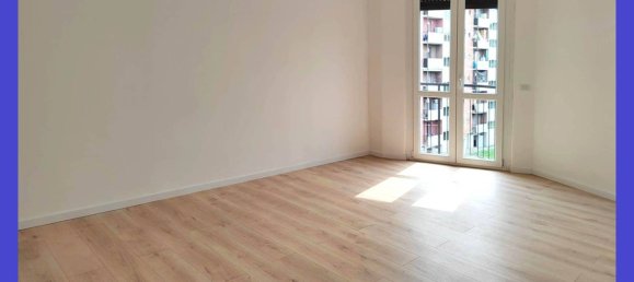 1 bedroom Apartment in Milan, Italy No. 374345 13