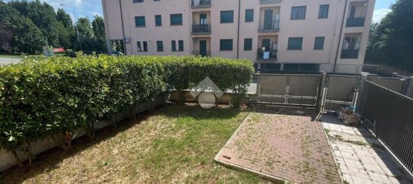 2 rooms Apartment in Valsamoggia, Italy No. 278412 2