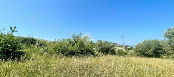 19070m² Land in Penne, Italy No. 87911 9