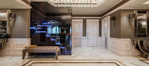 7 غرف نوم بانتهاوس في Milan, Italy رقم 381449 3