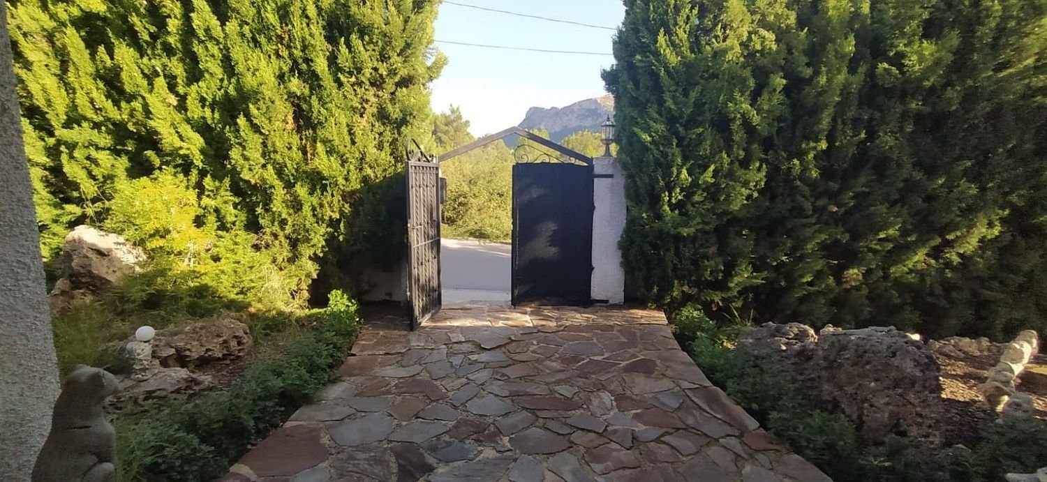 Дом с 4 спальнями в Баркс, Испания № 128828