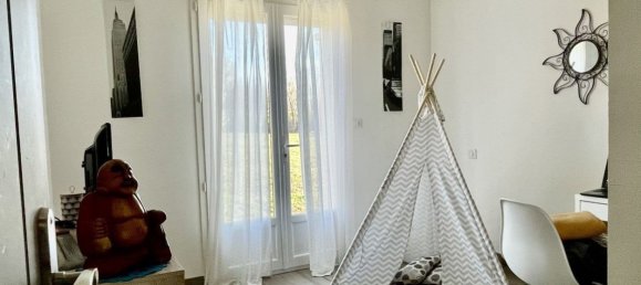 4 Schlafzimmer Haus in Lareole, France, Nr. 196647 12