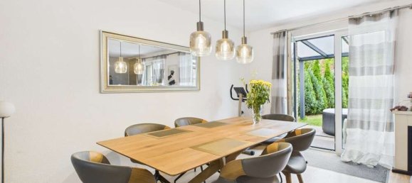 4 bedrooms Townhouse in Dusseldorf, Germany No. 295870 9