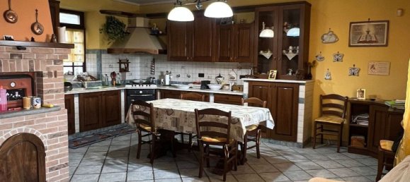 8 rooms House in Sommariva del Bosco, Italy No. 229992 23