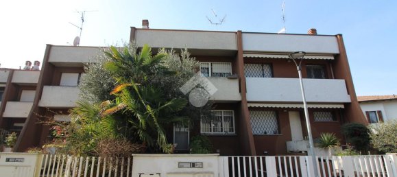 Villa T3 em Anzola dell'Emilia, Italy N.º 329392 29