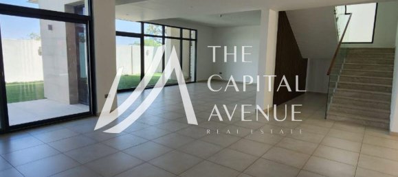 4 bedrooms Villa in Yas Island, UAE No. 112596 14