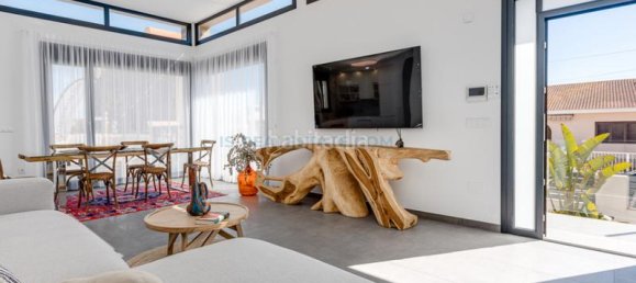 4 bedrooms House in Torrevieja, Spain No. 131928 8