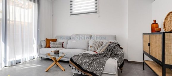 4 bedrooms House in Torrevieja, Spain No. 131928 7