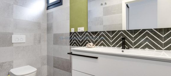 4 bedrooms House in Torrevieja, Spain No. 131928 17